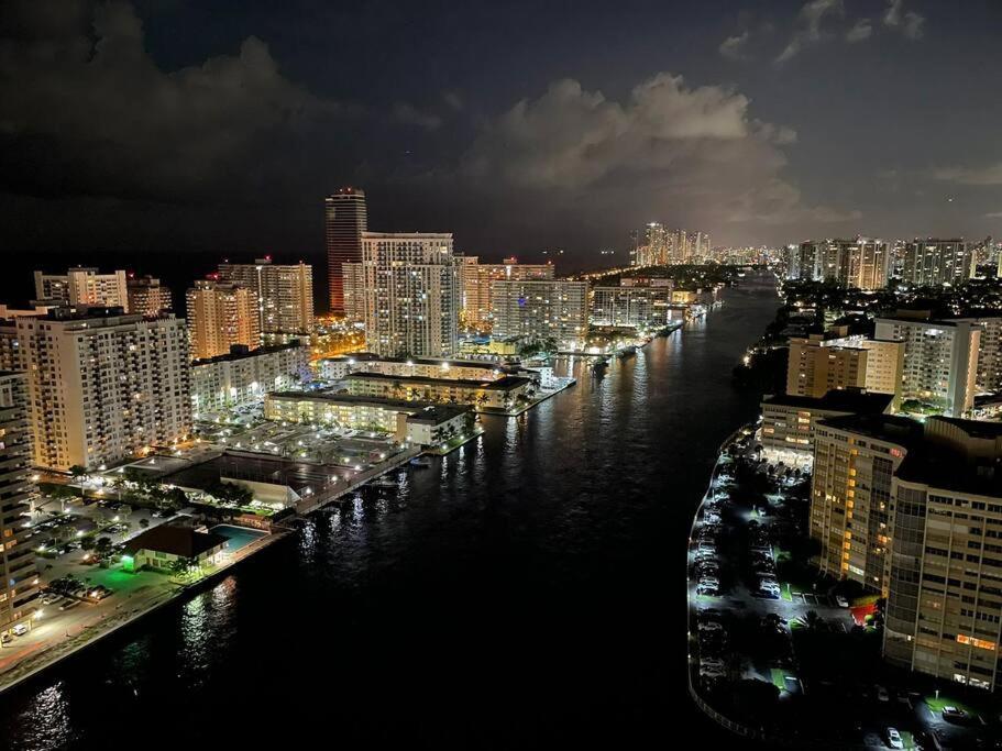 Amazing Studio Beach Walking Distance! 26B Hallandale Beach Dış mekan fotoğraf